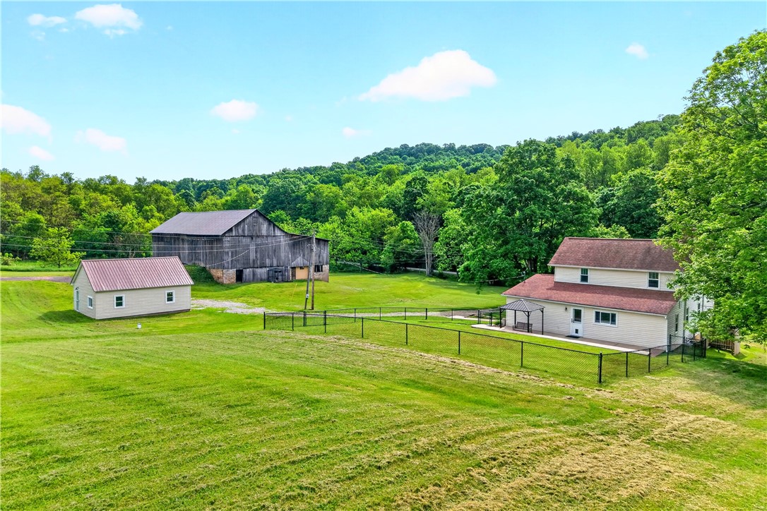 21 Country Ln