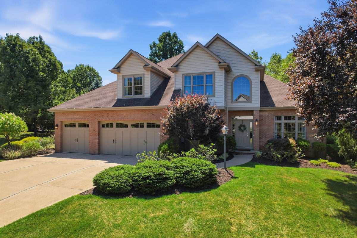 201 Crawford Court