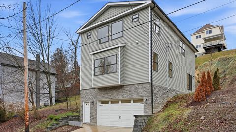 Photo of 440 Wyola St, Pittsburgh, PA 15211 (MLS # 1737243)
