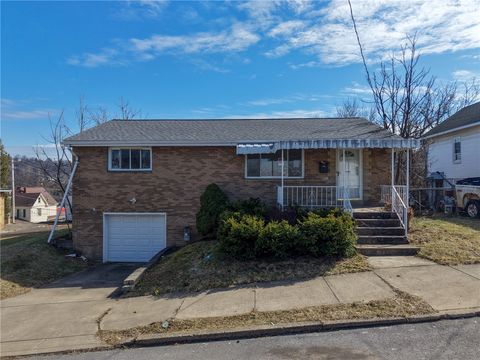 Photo of 436 Chartiers Ave, Canonsburg, PA 15317 (MLS # 1741591)