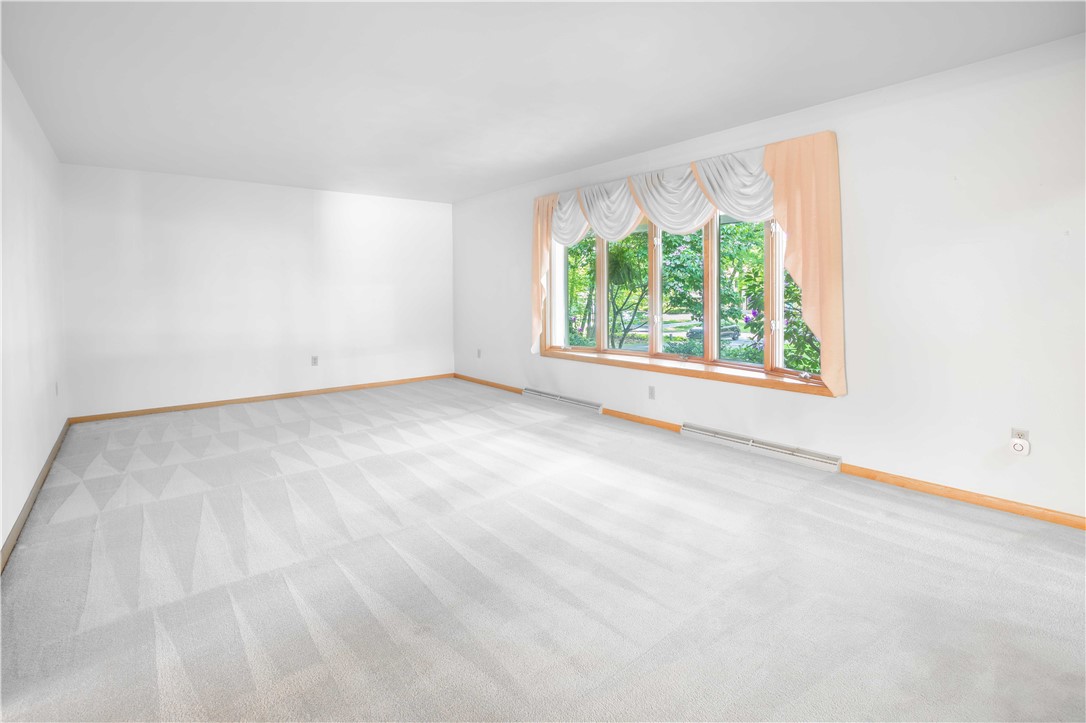 3460 Ridgewood Dr Dr, Hermitage, Pennsylvania image 6