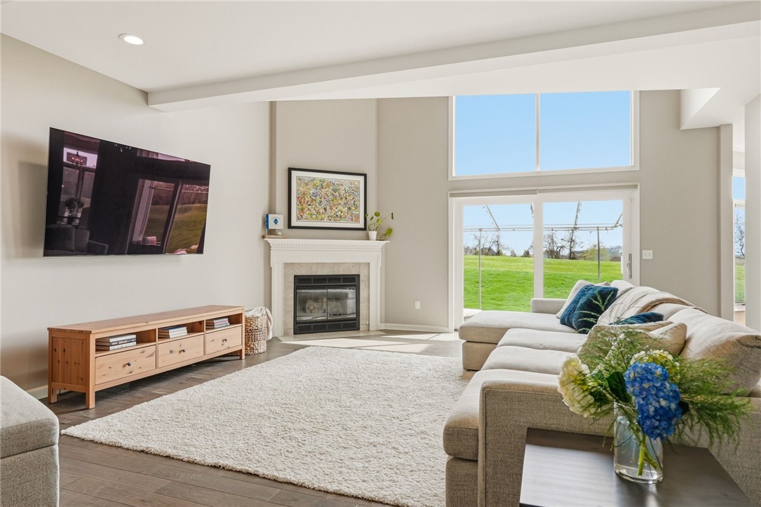 215 Cypress Knoll Dr