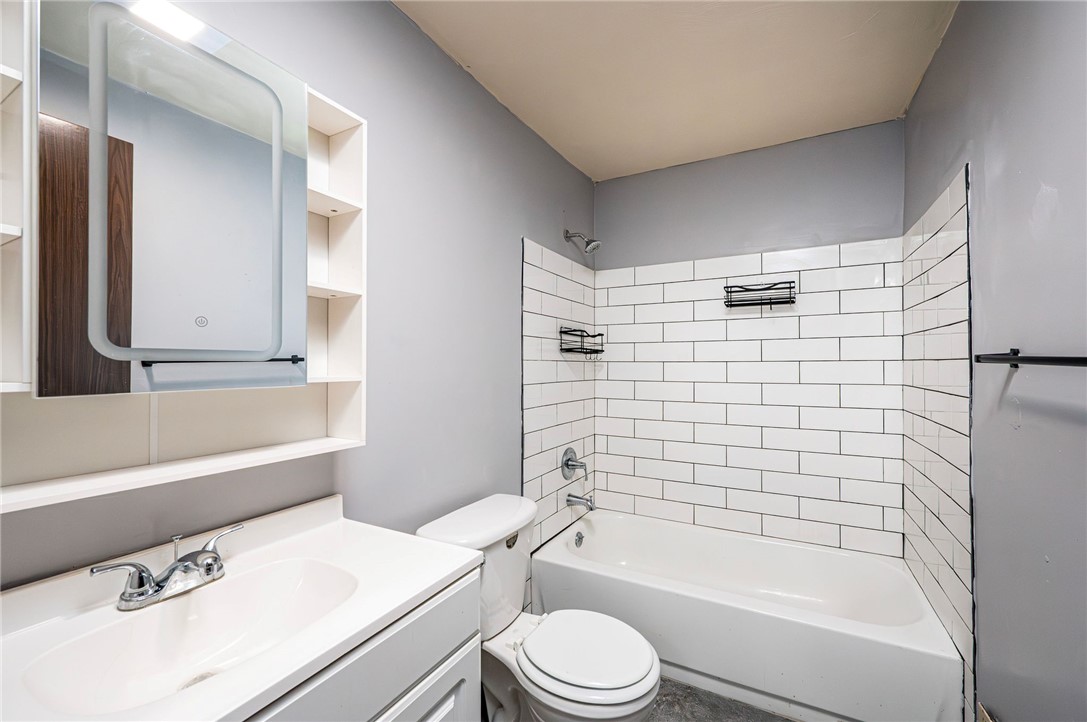 Hempfield Twp - Wml, Pennsylvania 15601, United States, 3 Bedrooms Bedrooms, ,2 BathroomsBathrooms,Residential,Pending,100802