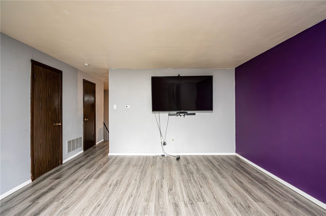 Hempfield Twp - Wml, Pennsylvania 15601, United States, 3 Bedrooms Bedrooms, ,2 BathroomsBathrooms,Residential,Pending,100802