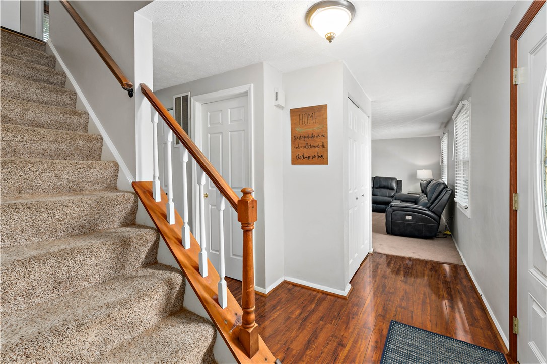 611 Meade Dr