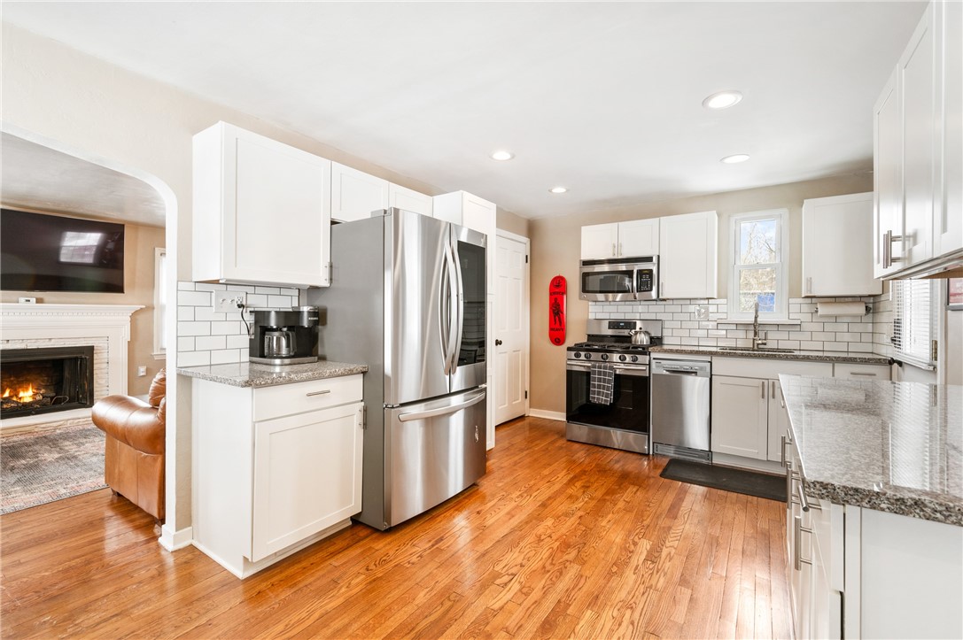 2114 Hillcrest St St, Bethel Park, Pennsylvania image 4