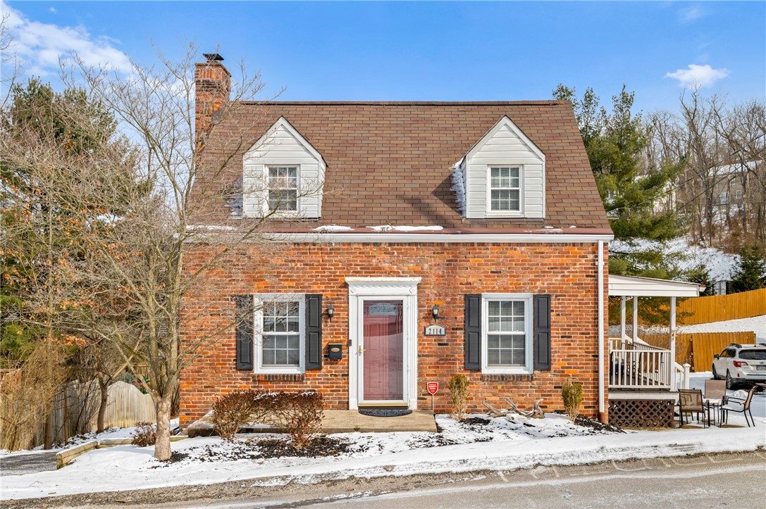 2114 Hillcrest St St, Bethel Park, Pennsylvania image 1