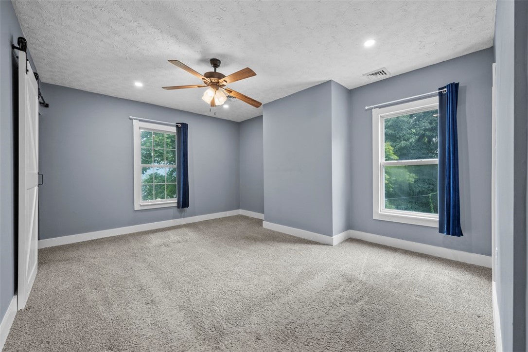 Coraopolis, Pennsylvania 15108, United States, 3 Bedrooms Bedrooms, ,2 BathroomsBathrooms,Residential,Active,194588