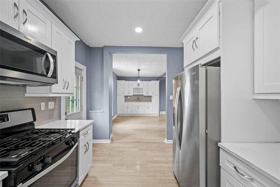 Coraopolis, Pennsylvania 15108, United States, 3 Bedrooms Bedrooms, ,2 BathroomsBathrooms,Residential,Active,194588