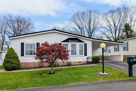 Photo of 269 Ridge Ln, Murrysville, PA 15668 (MLS # 1748106)