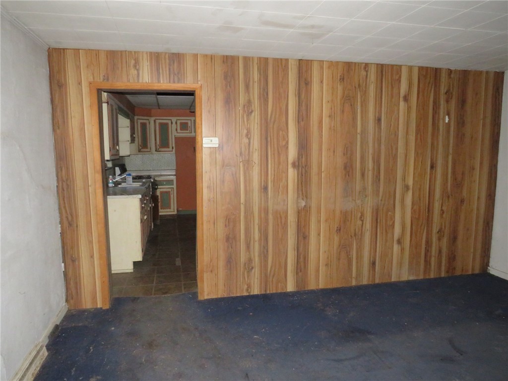 130 Woodland Ave