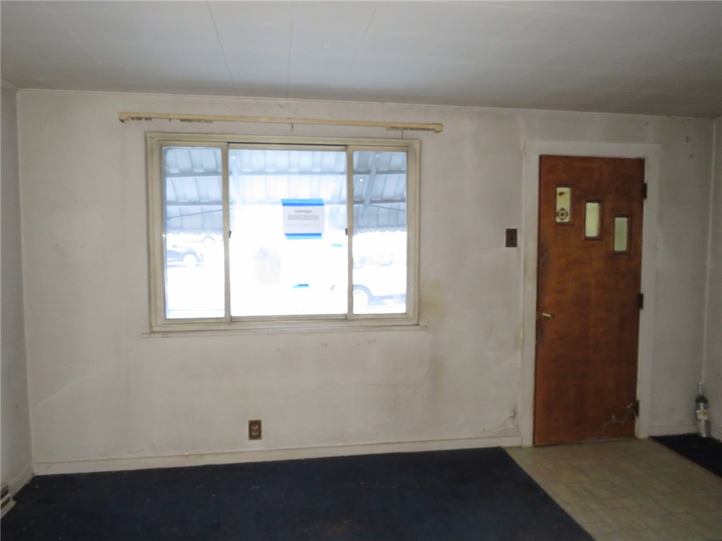 130 Woodland Ave