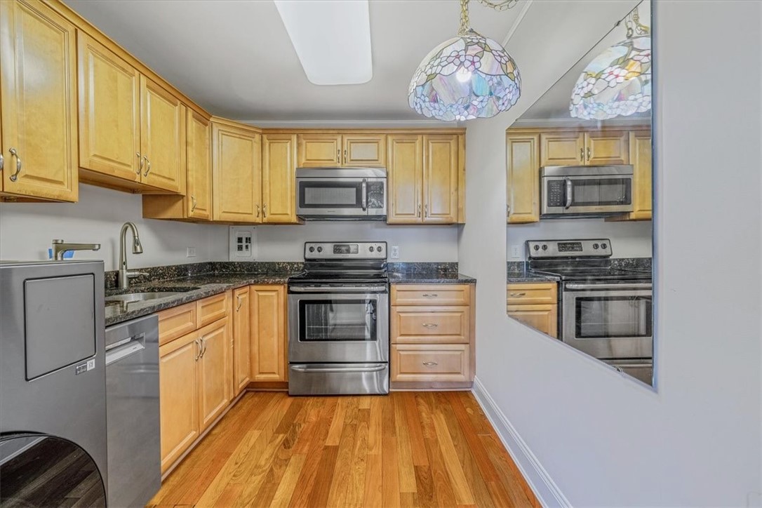 552 N Neville St St #31, Oakland, Pennsylvania image 16