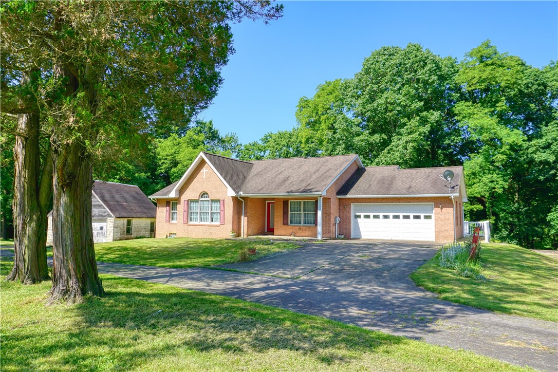 Center Twp, Pennsylvania 16001, United States, 3 Bedrooms Bedrooms, ,3 BathroomsBathrooms,Residential,Active,160894