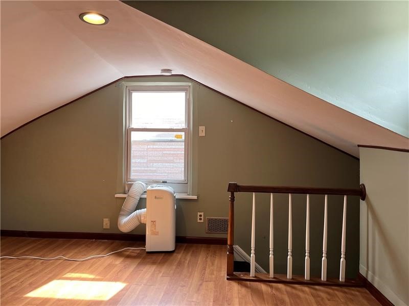 South Side, Pennsylvania 15203, United States, 3 Bedrooms Bedrooms, ,2 BathroomsBathrooms,Residential,Active,210485