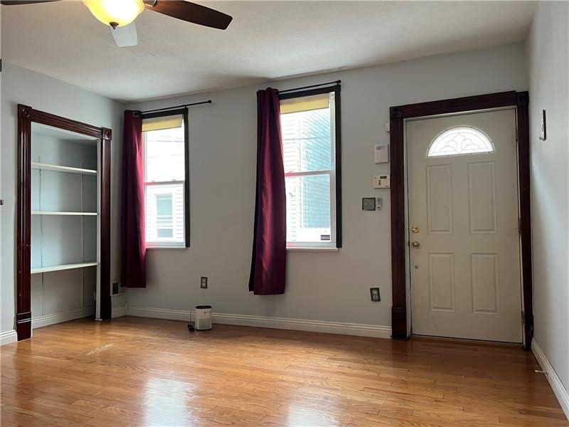 South Side, Pennsylvania 15203, United States, 3 Bedrooms Bedrooms, ,2 BathroomsBathrooms,Residential,Active,210485