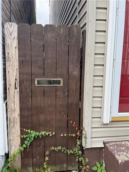 South Side, Pennsylvania 15203, United States, 3 Bedrooms Bedrooms, ,2 BathroomsBathrooms,Residential,Active,210485