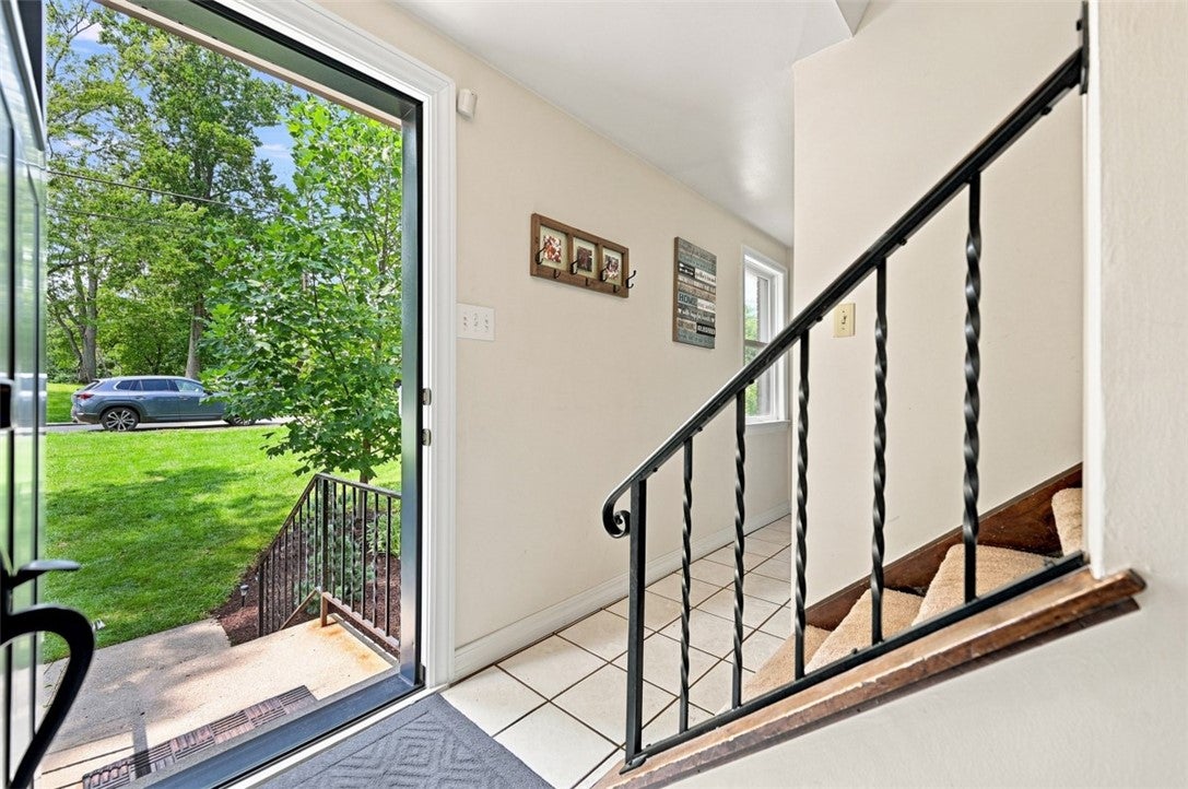 411 Laurel Dr