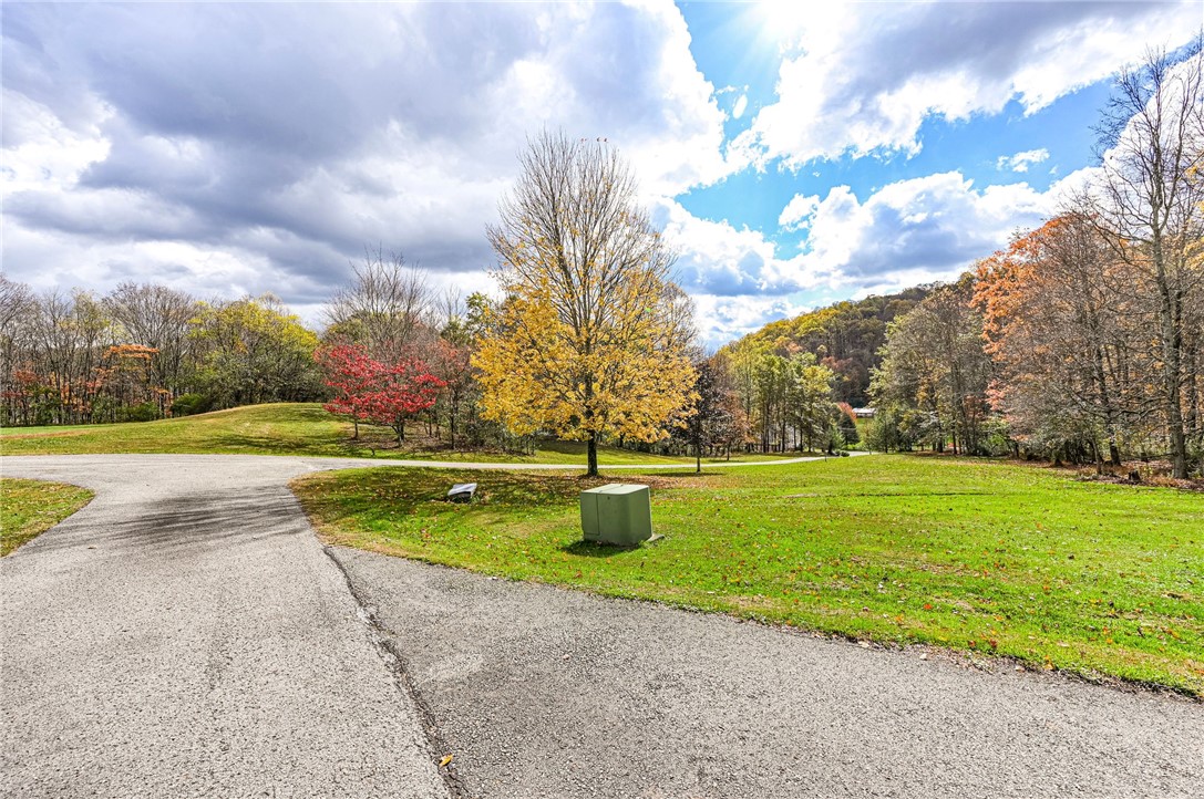 120 YOUNGSTOWN RIDGE RD