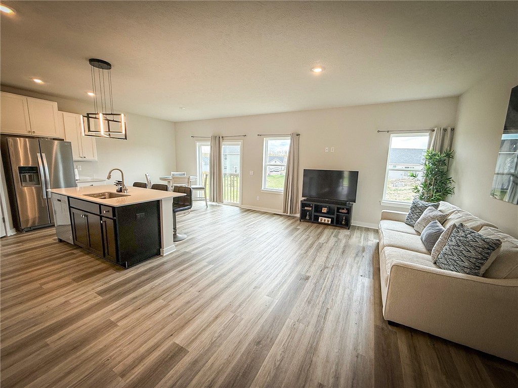 Twp Of But SW, Pennsylvania 16001, United States, 3 Bedrooms Bedrooms, ,2 BathroomsBathrooms,Residential,Active,121204