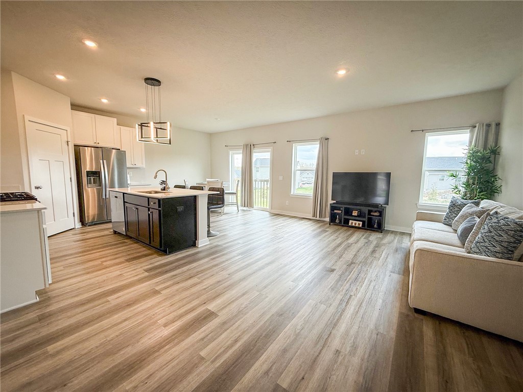 Twp Of But SW, Pennsylvania 16001, United States, 3 Bedrooms Bedrooms, ,2 BathroomsBathrooms,Residential,Active,121204