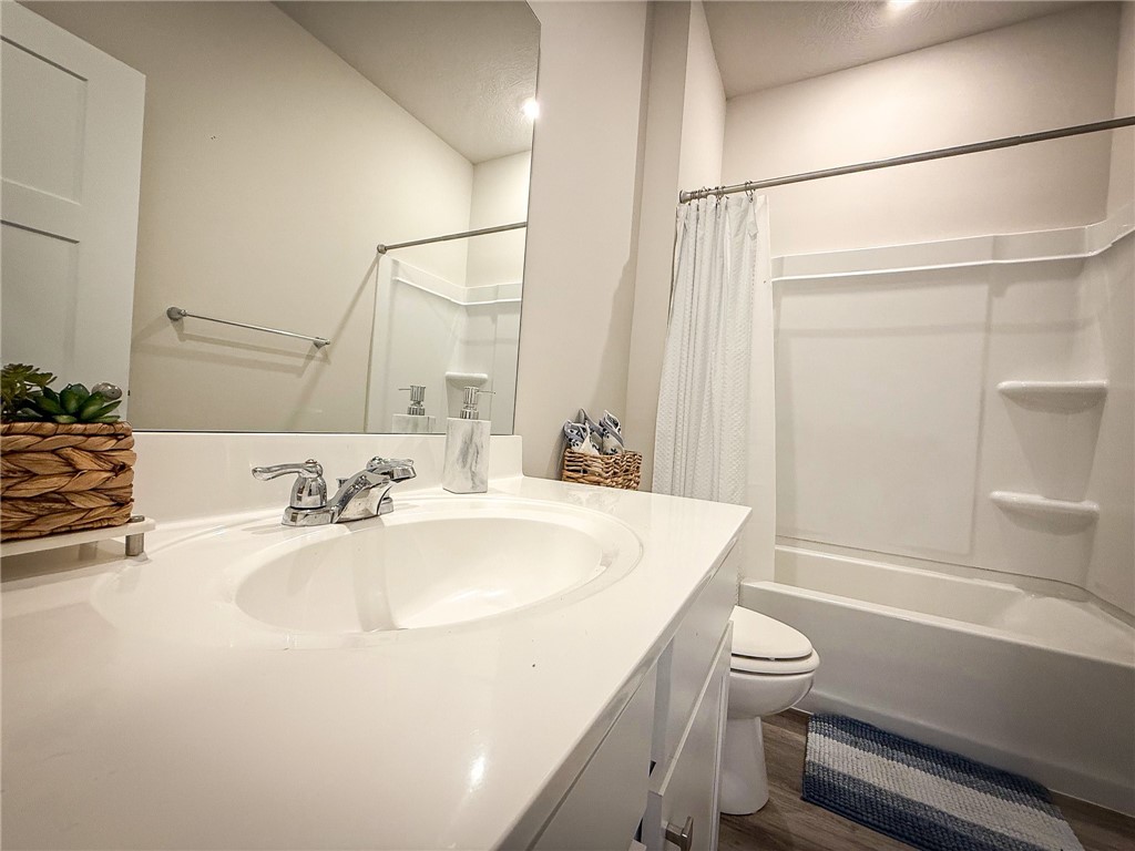 Twp Of But SW, Pennsylvania 16001, United States, 3 Bedrooms Bedrooms, ,2 BathroomsBathrooms,Residential,Active,121204