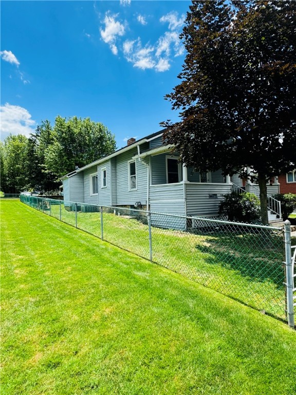 Connellsville, Pennsylvania 15425, United States, 3 Bedrooms Bedrooms, ,2 BathroomsBathrooms,Residential,Pending,55671