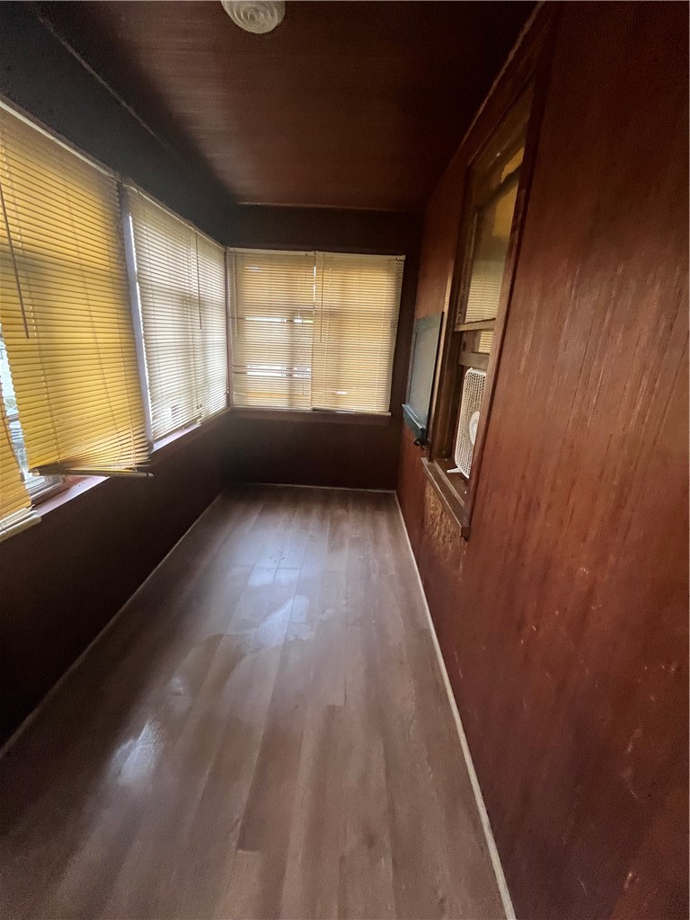 924 Locust Avenue