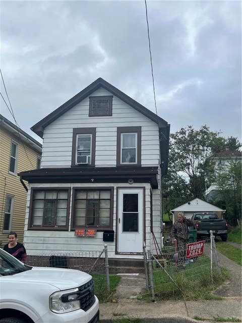 Homes For Sale - 924 Locust Avenue Ave<br/> Westmoreland County, Monessen, PA 15062