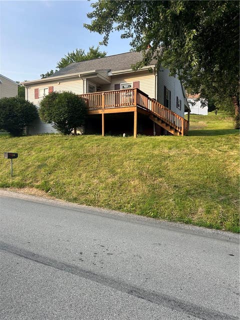 Homes For Rent - 258 Cherry Ave Ave<br/> Washington County, Houston, PA 15342