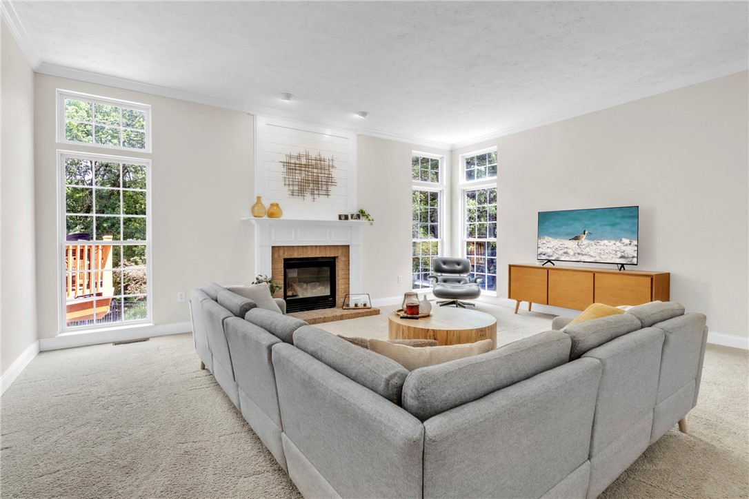 Cranberry Twp, Pennsylvania 16066, United States, 5 Bedrooms Bedrooms, ,5 BathroomsBathrooms,Residential,Active,168857