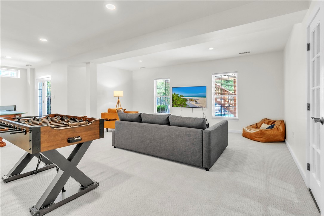 Cranberry Twp, Pennsylvania 16066, United States, 5 Bedrooms Bedrooms, ,5 BathroomsBathrooms,Residential,Active,168857