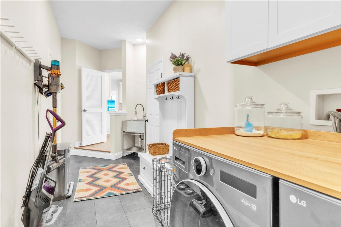 Cranberry Twp, Pennsylvania 16066, United States, 5 Bedrooms Bedrooms, ,5 BathroomsBathrooms,Residential,Active,168857