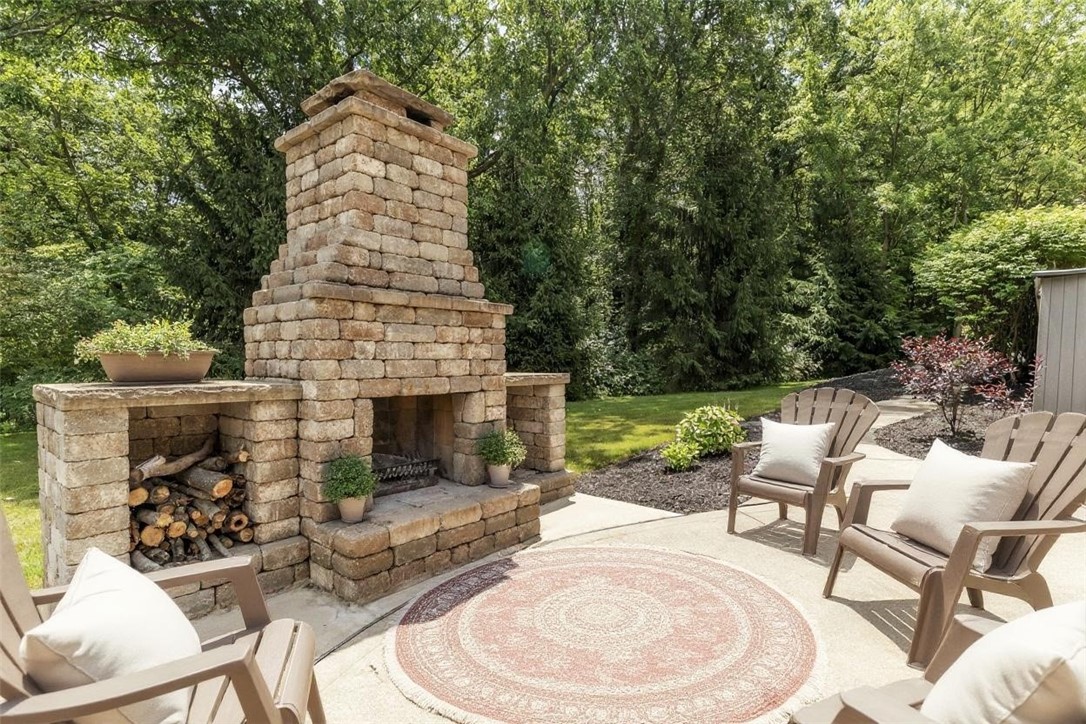 Cranberry Twp, Pennsylvania 16066, United States, 5 Bedrooms Bedrooms, ,5 BathroomsBathrooms,Residential,Active,168857