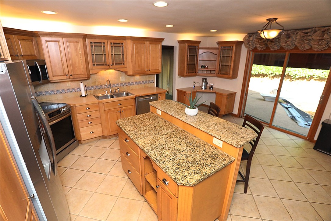 107 Great Oaks Dr