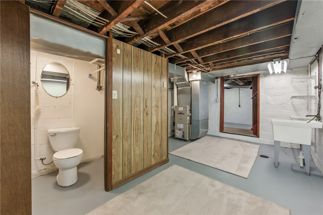 933 W Main St St, Sharpsville, Pennsylvania image 32