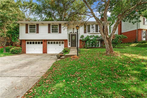 Photo for 13 Black Oak Dr