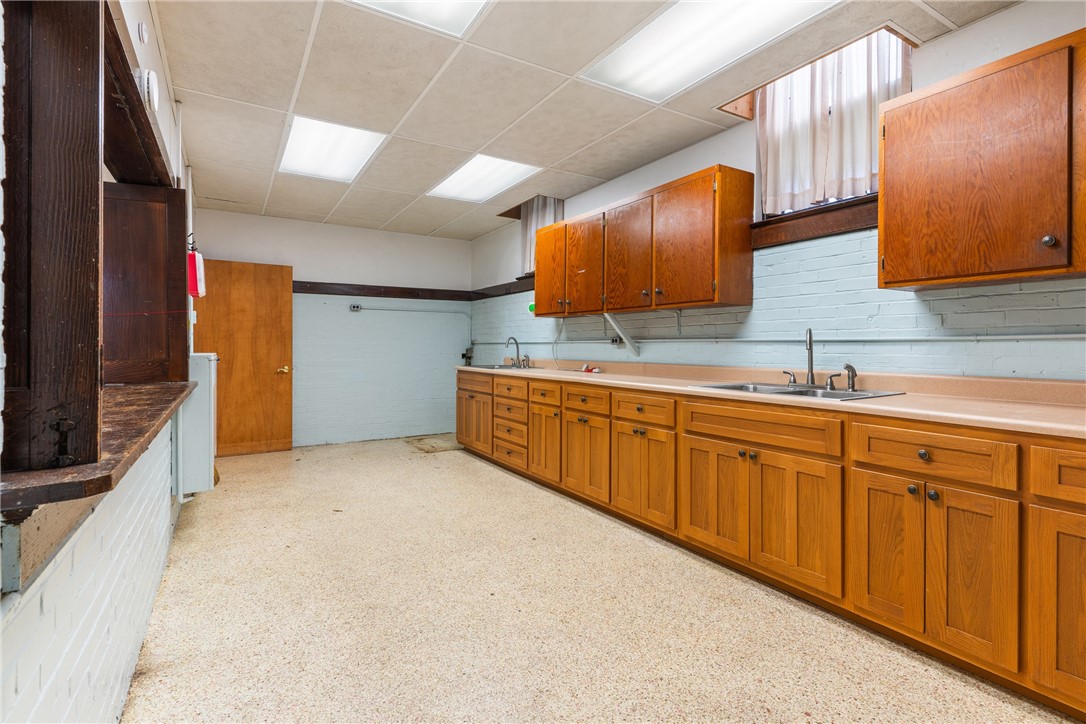 Manorville Boro, Pennsylvania 16238, United States, ,Commercial,Active,34797