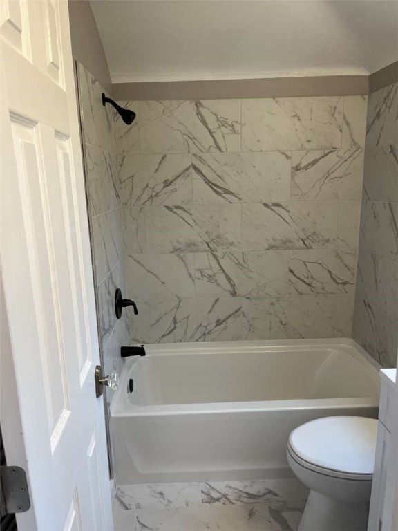 3309 Woodvue Dr Dr, Whitehall, Pennsylvania image 11