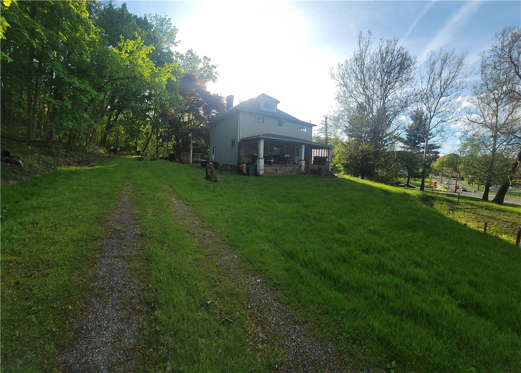 305 Ewing Road Rd, Moon/Crescent Twp, Pennsylvania image 2
