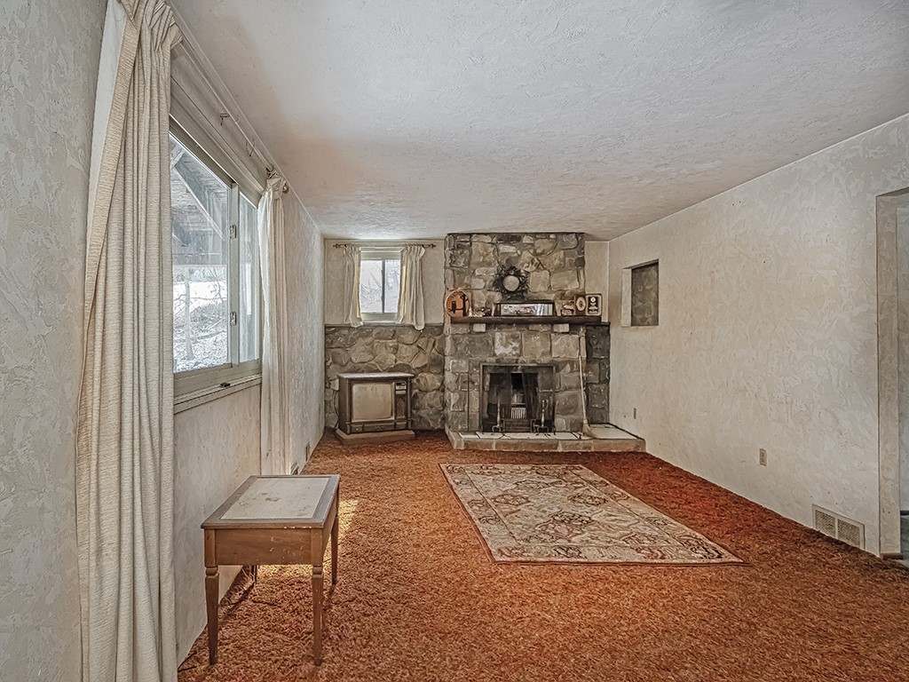 305 Ewing Road Rd, Moon/Crescent Twp, Pennsylvania image 5