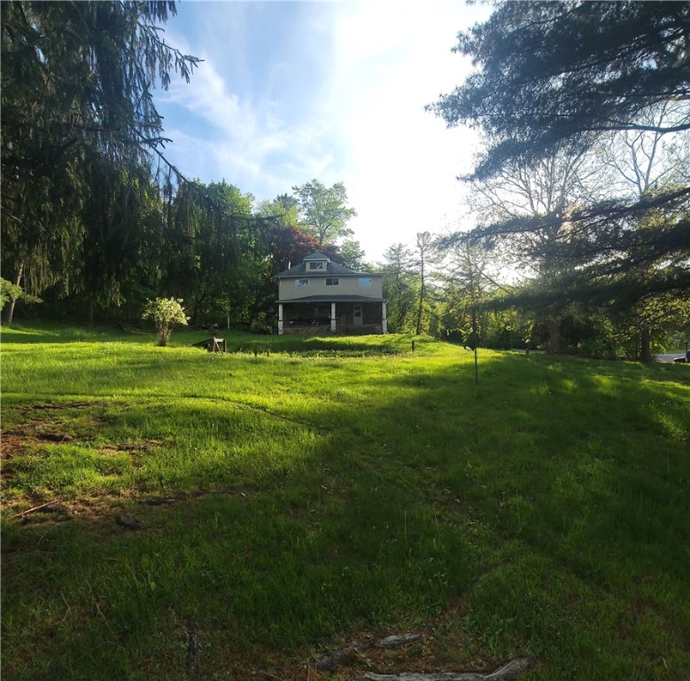 305 Ewing Road Rd, Moon/Crescent Twp, Pennsylvania image 1
