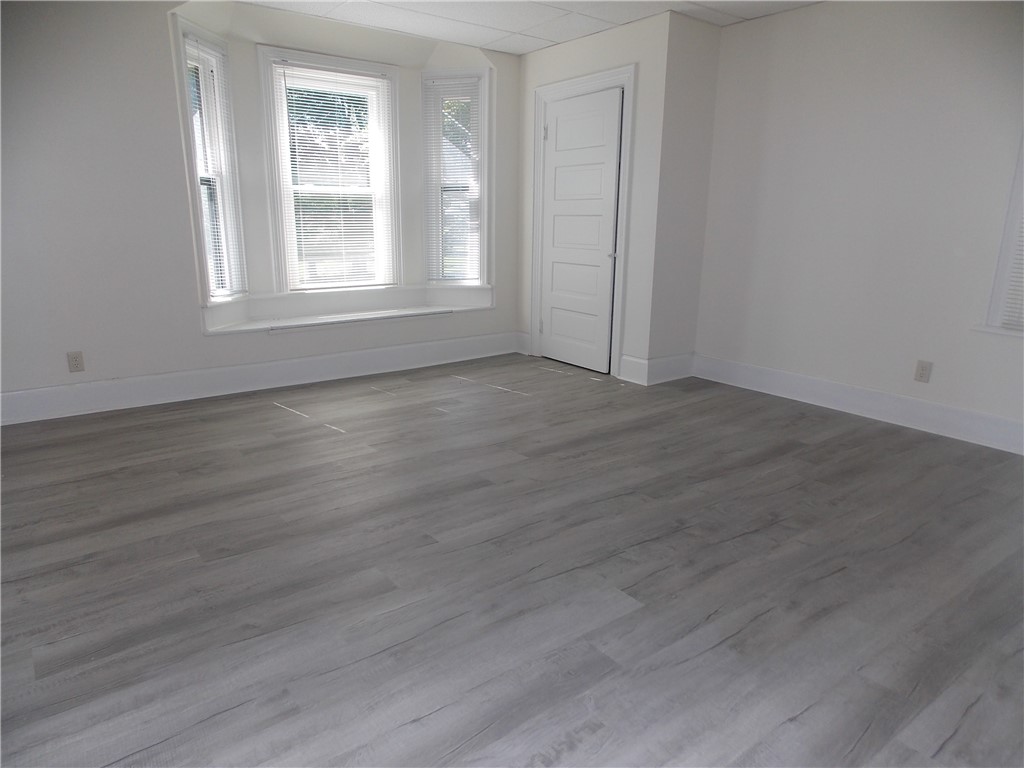727 W Beaver 5