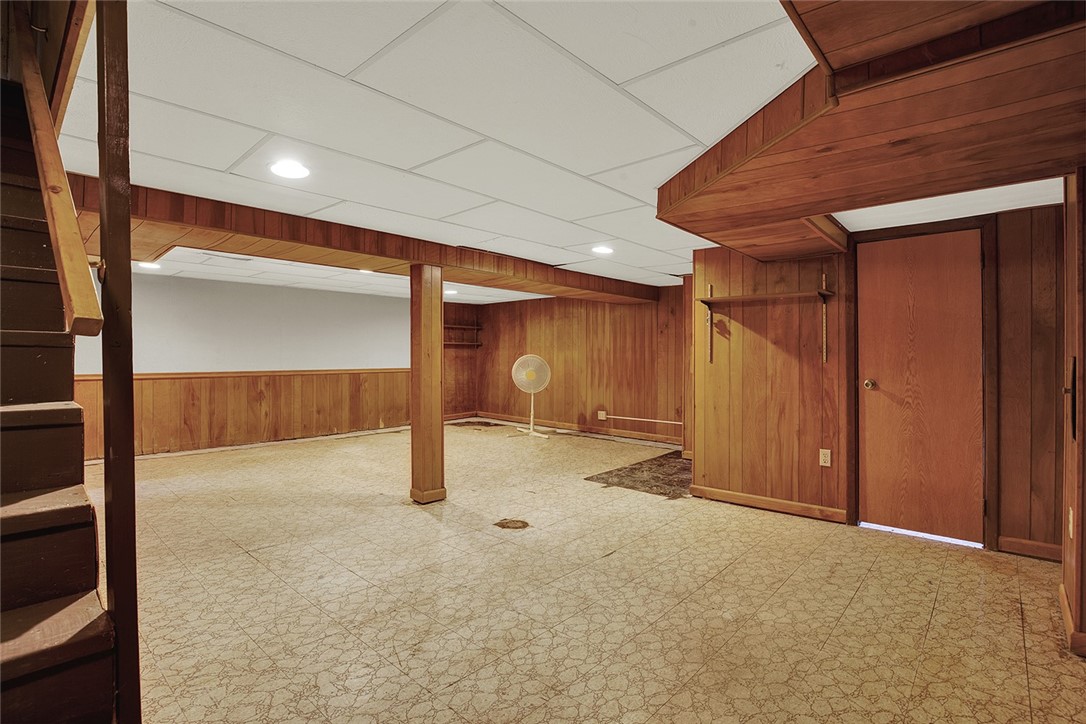 303 Pine Dr, New Stanton, Pennsylvania image 17