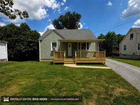 Photo of 633 Crowder Ave, Sharon, PA 16146 (MLS # 1763214)