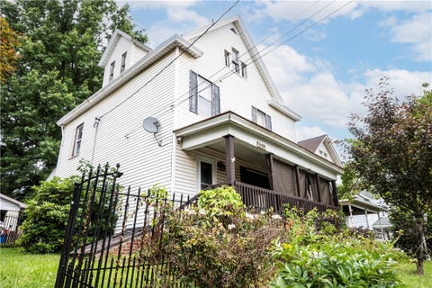 Photo of 1593 Philadelphia St, Indiana, PA 15701 (MLS # 1762440)