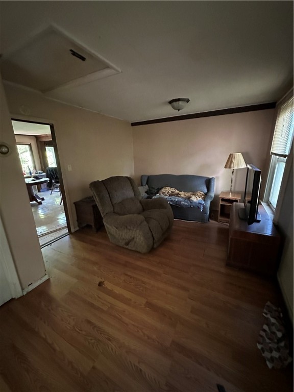 360 Lakewood Gardens Rd