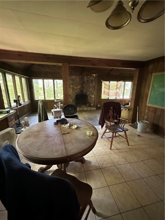 360 Lakewood Gardens Rd