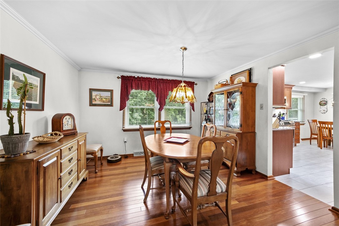 Murrysville, Pennsylvania 15632, United States, 4 Bedrooms Bedrooms, ,3 BathroomsBathrooms,Residential,Active,155701