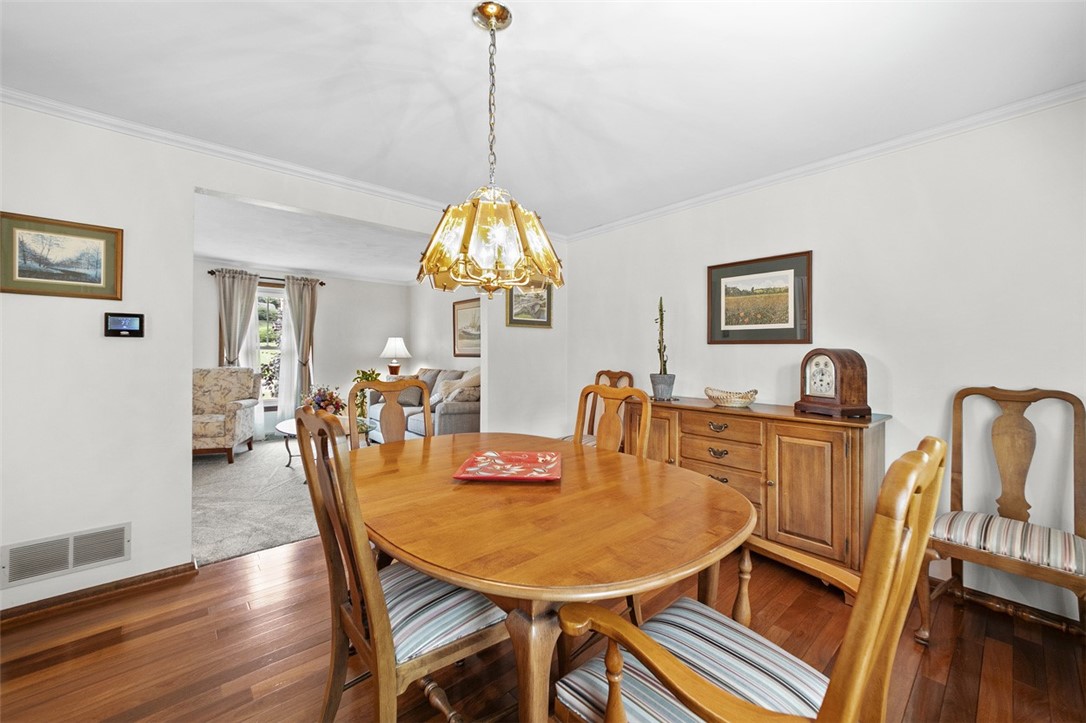 Murrysville, Pennsylvania 15632, United States, 4 Bedrooms Bedrooms, ,3 BathroomsBathrooms,Residential,Active,155701